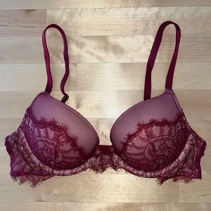 VICTORIA’S SECRET Dream Angels Push-Up Bra (32B)